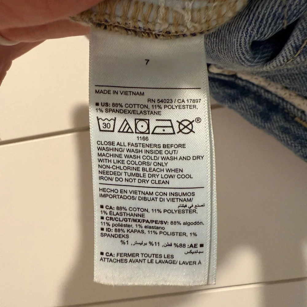Old Navy Kids High‎ Waisted Denim Shorts Size 7